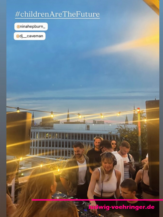 Wasser mit Geschmack Festival in Heubach - die Bühne Bunter Vogel