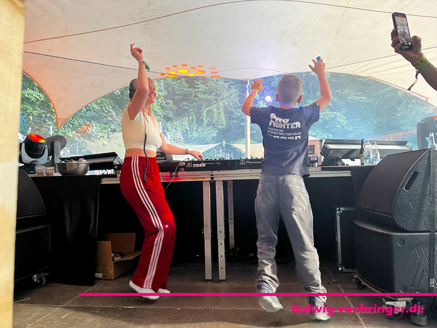 Wasser mit Geschmack Festival in Heubach - Party auf der Bühne